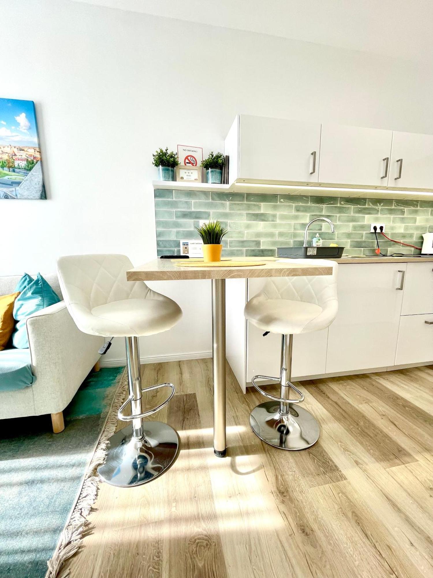 Margaret Apartment Next To The Lukacs Spa With Panorama Danube ブダペスト エクステリア 写真